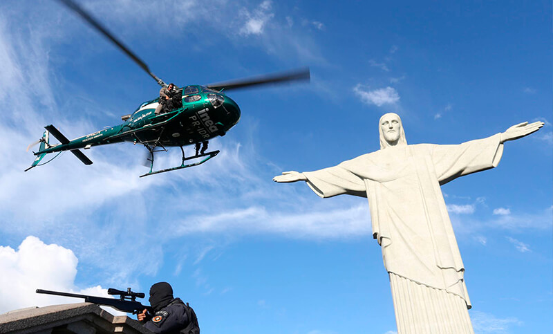 A pretexto das Olimpíadas no Rio, Forças Armadas podem bloquear o sinal do seu celular
